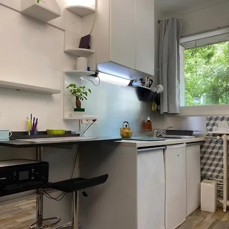 Tour Eiffel Mirabeau * Paris